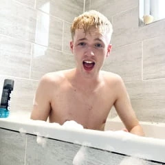 Bath tub x