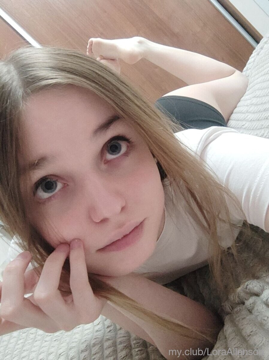 Evelyn Free Photos #20