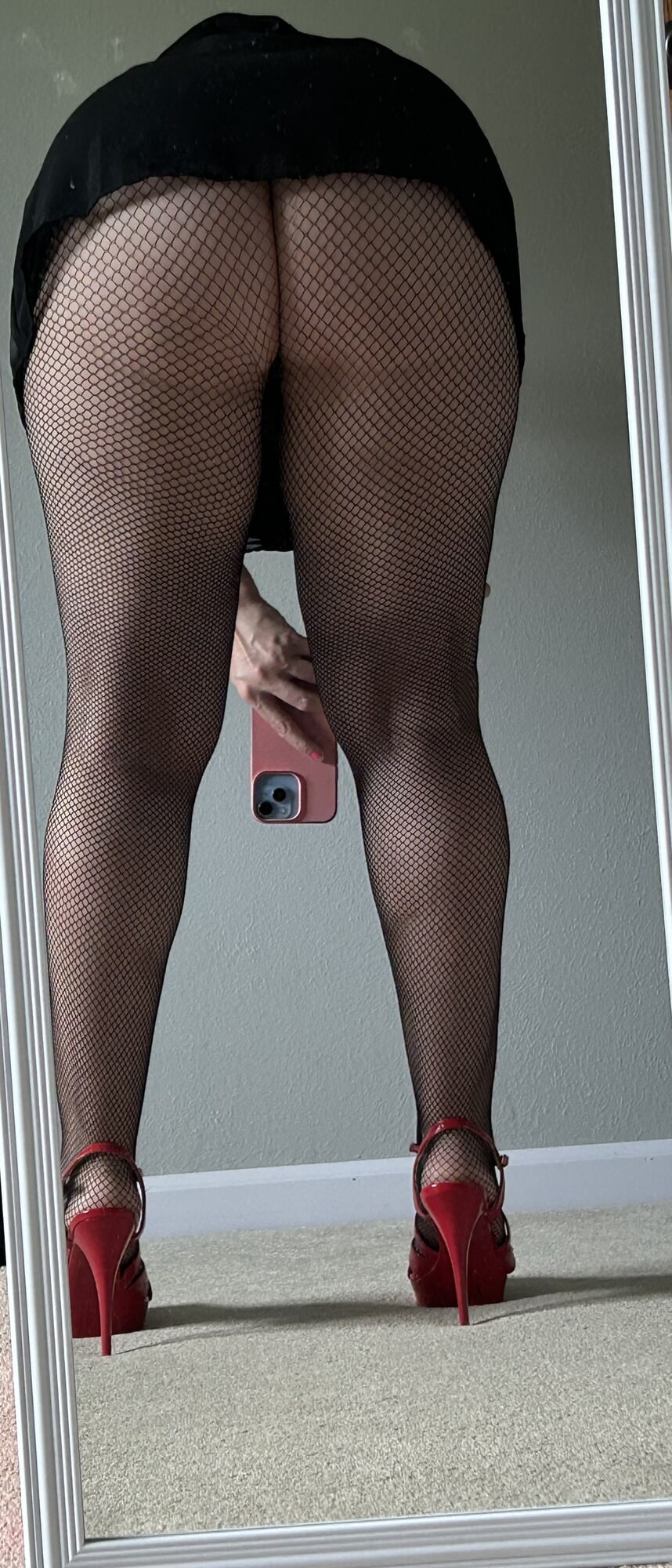 Trying on clothes  #7