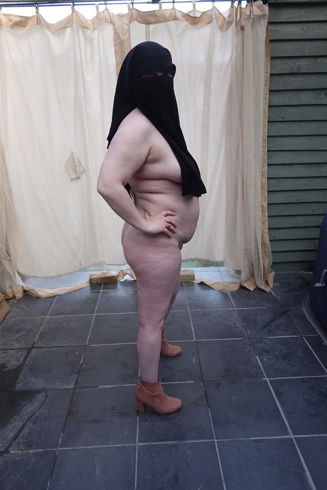 Nude in Niqab in ankle boots #4