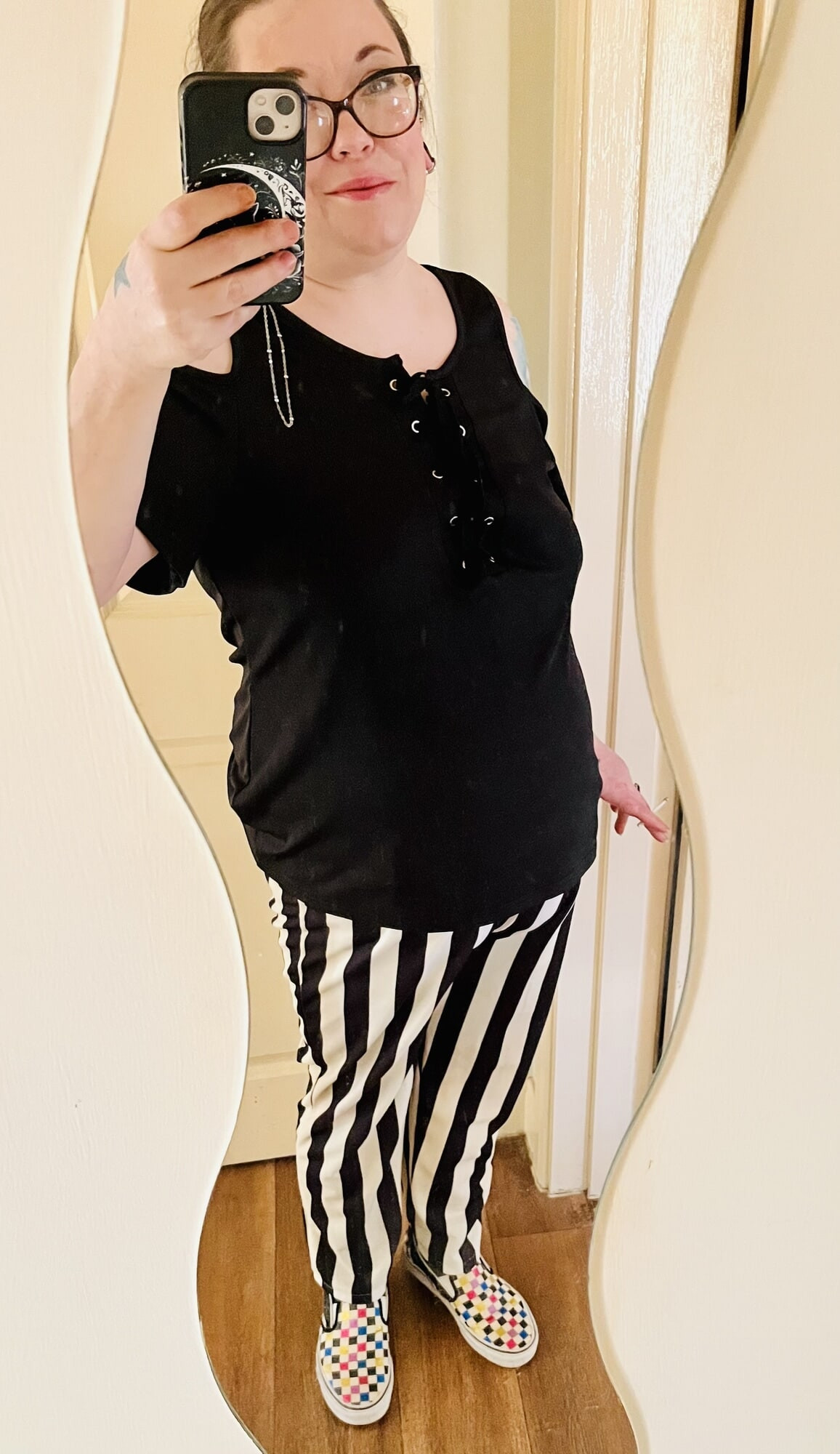 NEW PHOTOS - Tina Snua Selfies #47