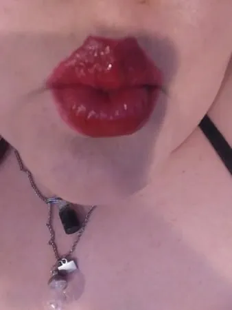 juicy lips         