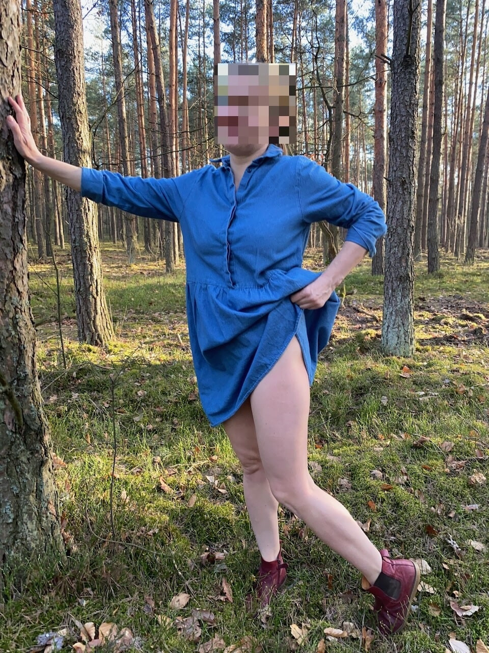 Bare bum in the forest #22