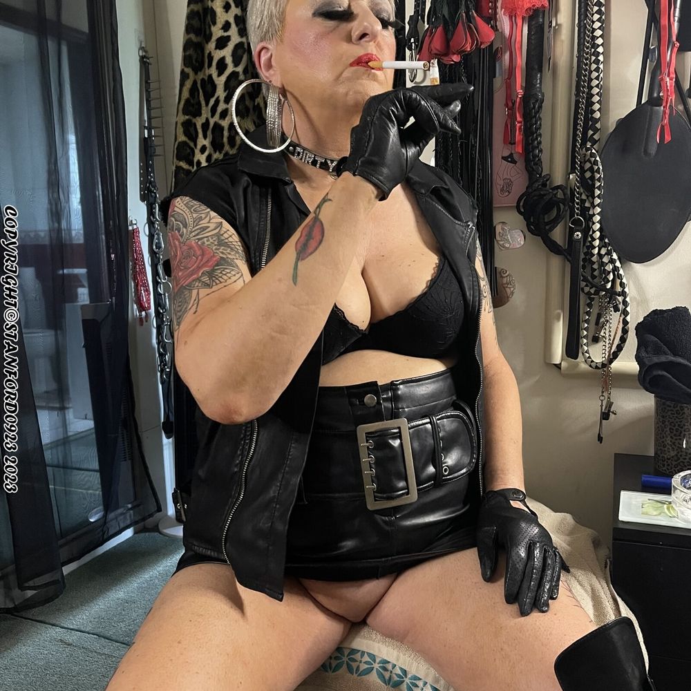 BIKER WHORE SHIRLEY #46