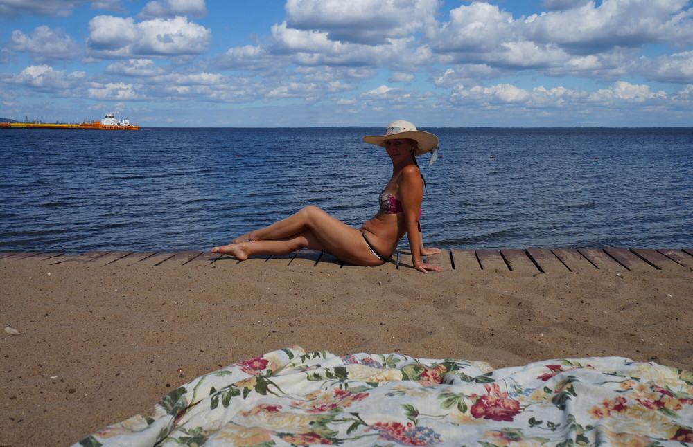 Lonely on The Beach #10