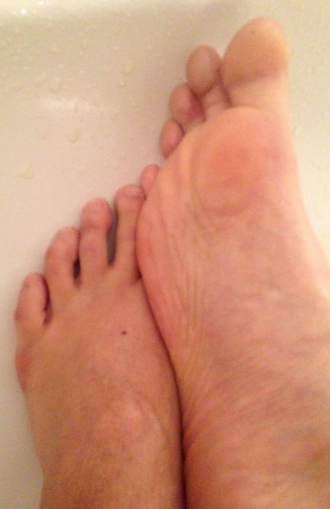 My Feet with Pee and Cum