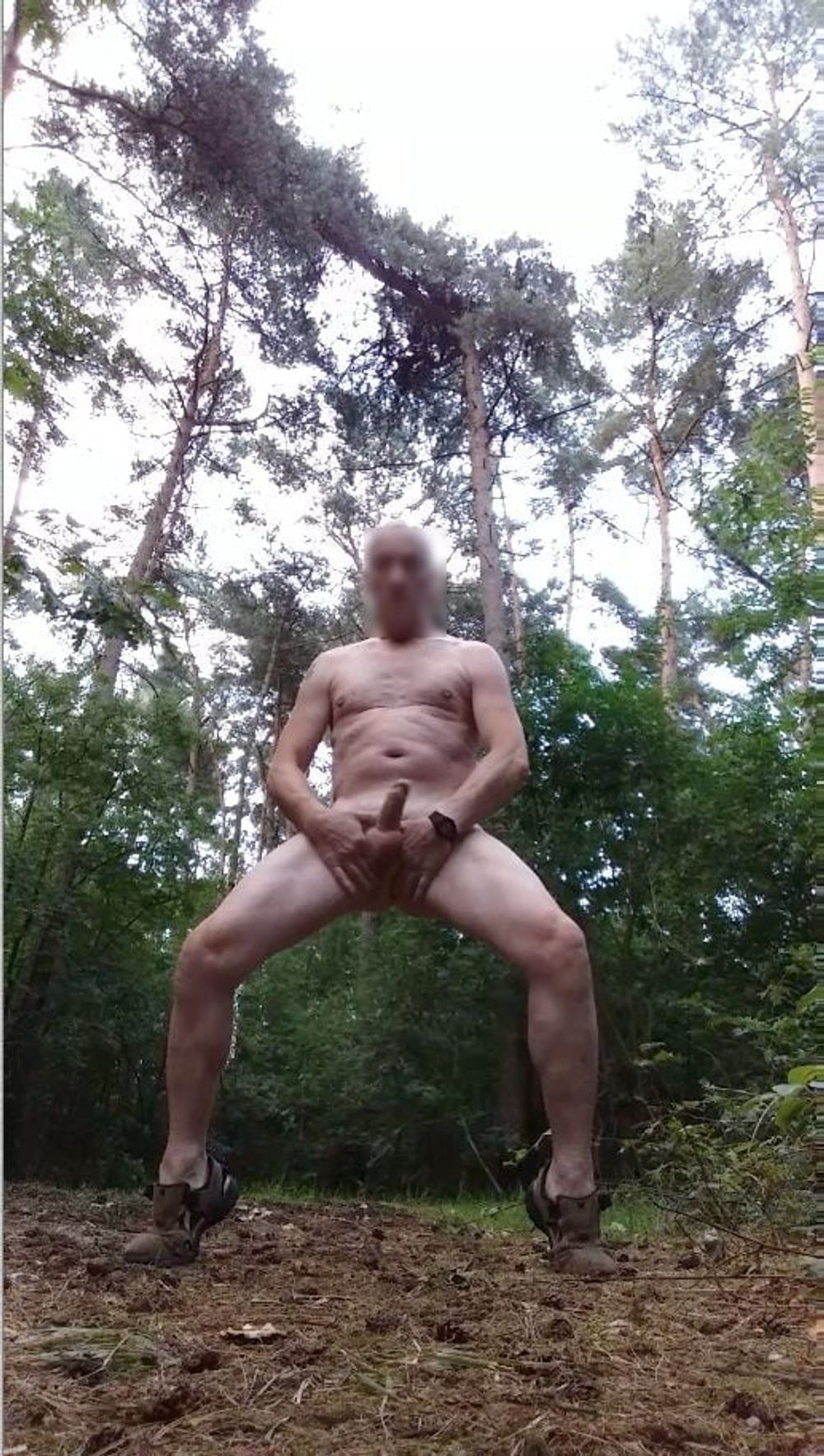 random public outdoor exhibitionist bondage jerking #33