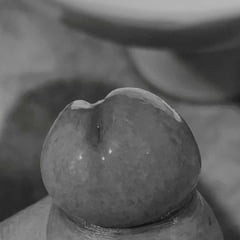 ควยใหญ่และแข็งเสมอของกู (แสดงความคิดเห็นถ้าคุณชอบ)