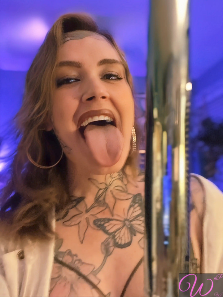 Sexy Shemale  #4