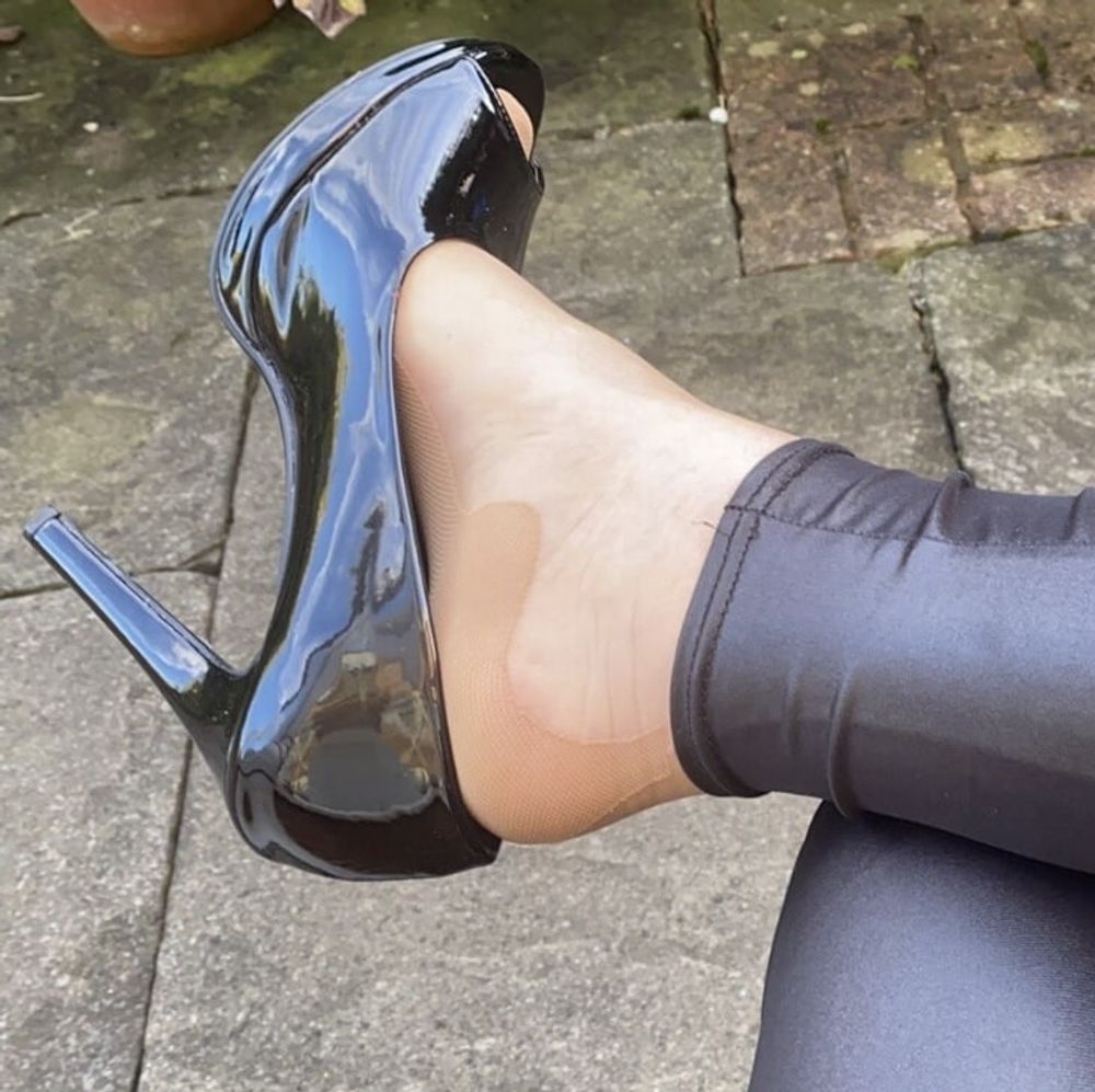 Seamed nylons  #14