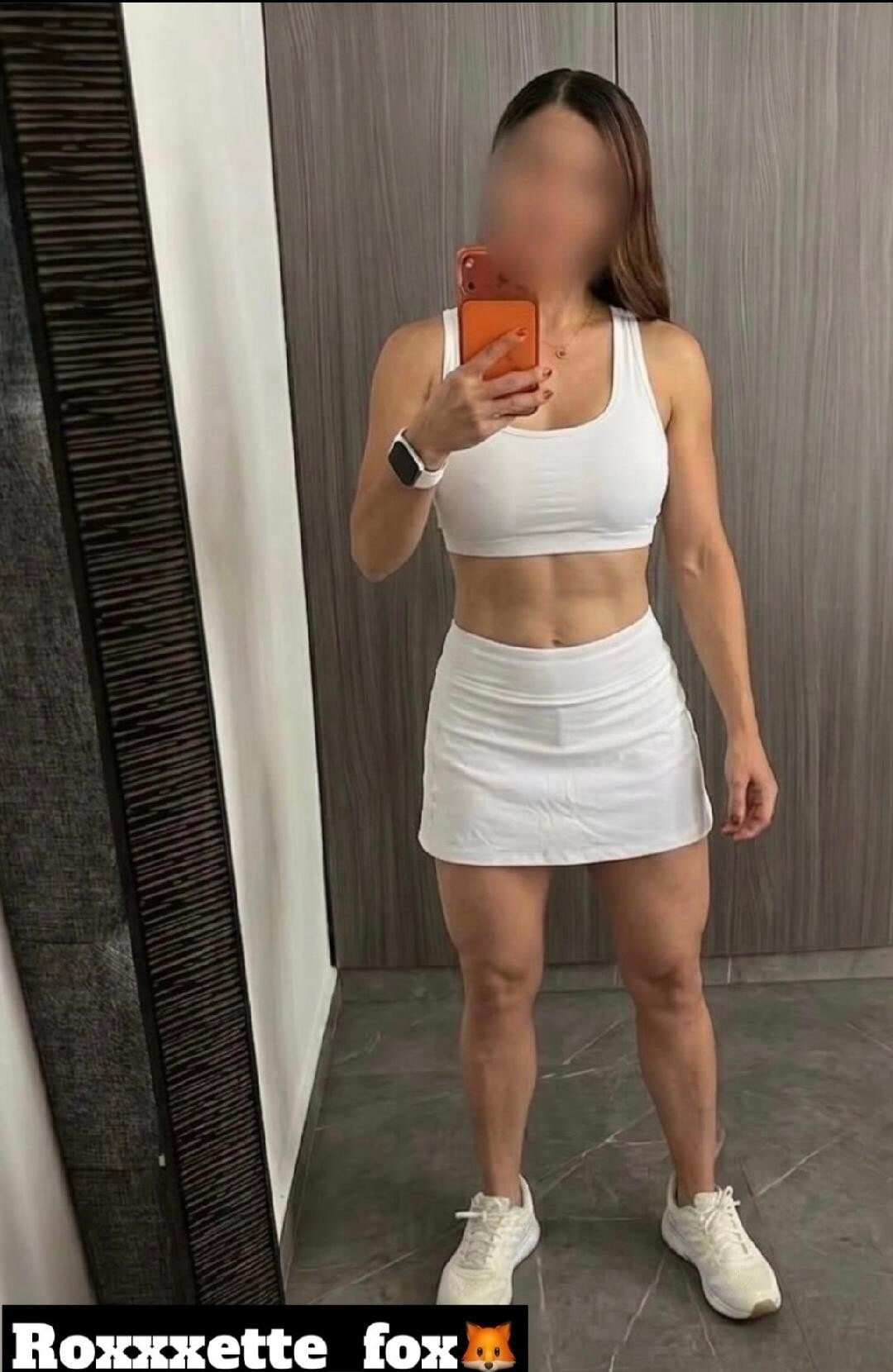 Roxxxette_fox: casual