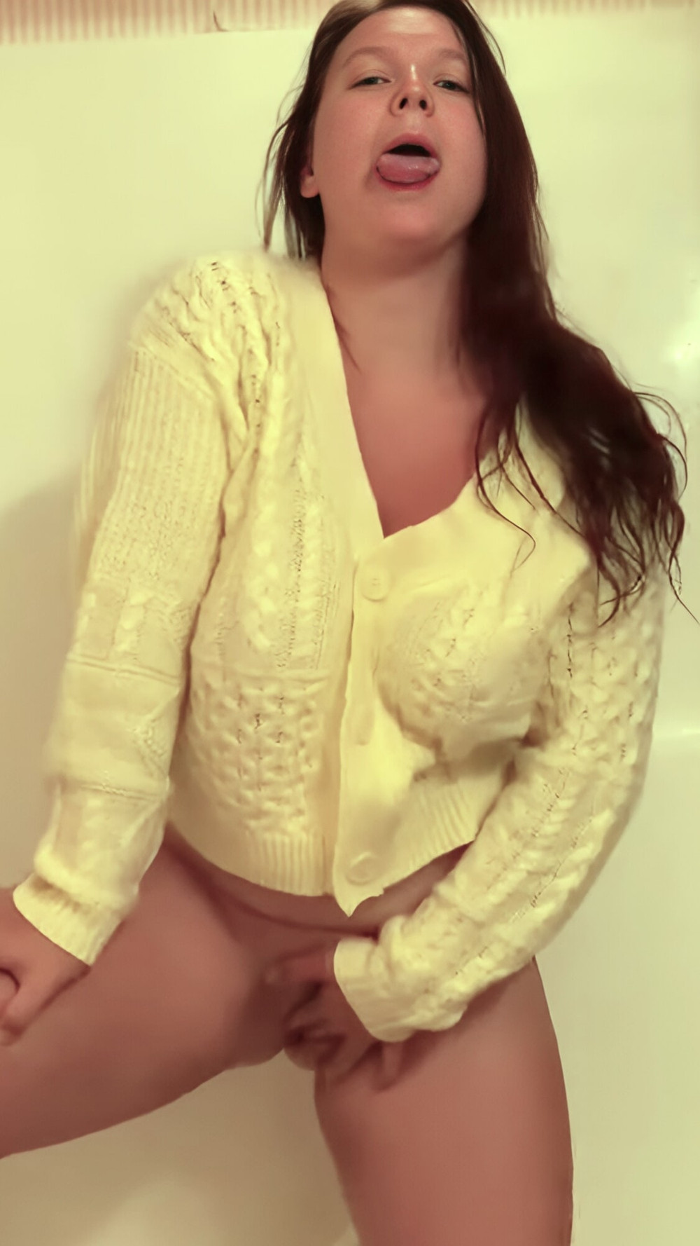 I fucked myself nude and in yellow sweaters for my 64f maid #50