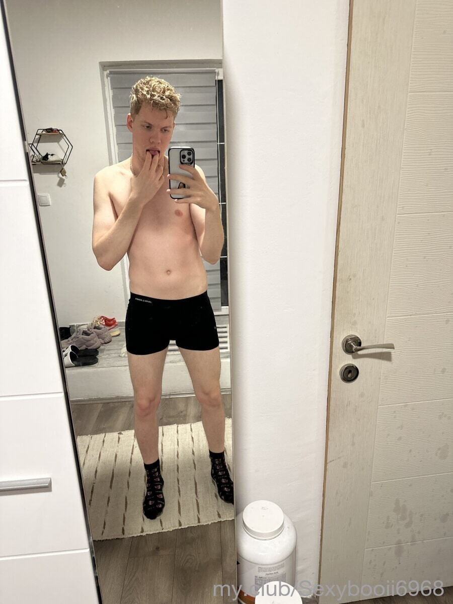 HotBalkanGuy Free Photos #3