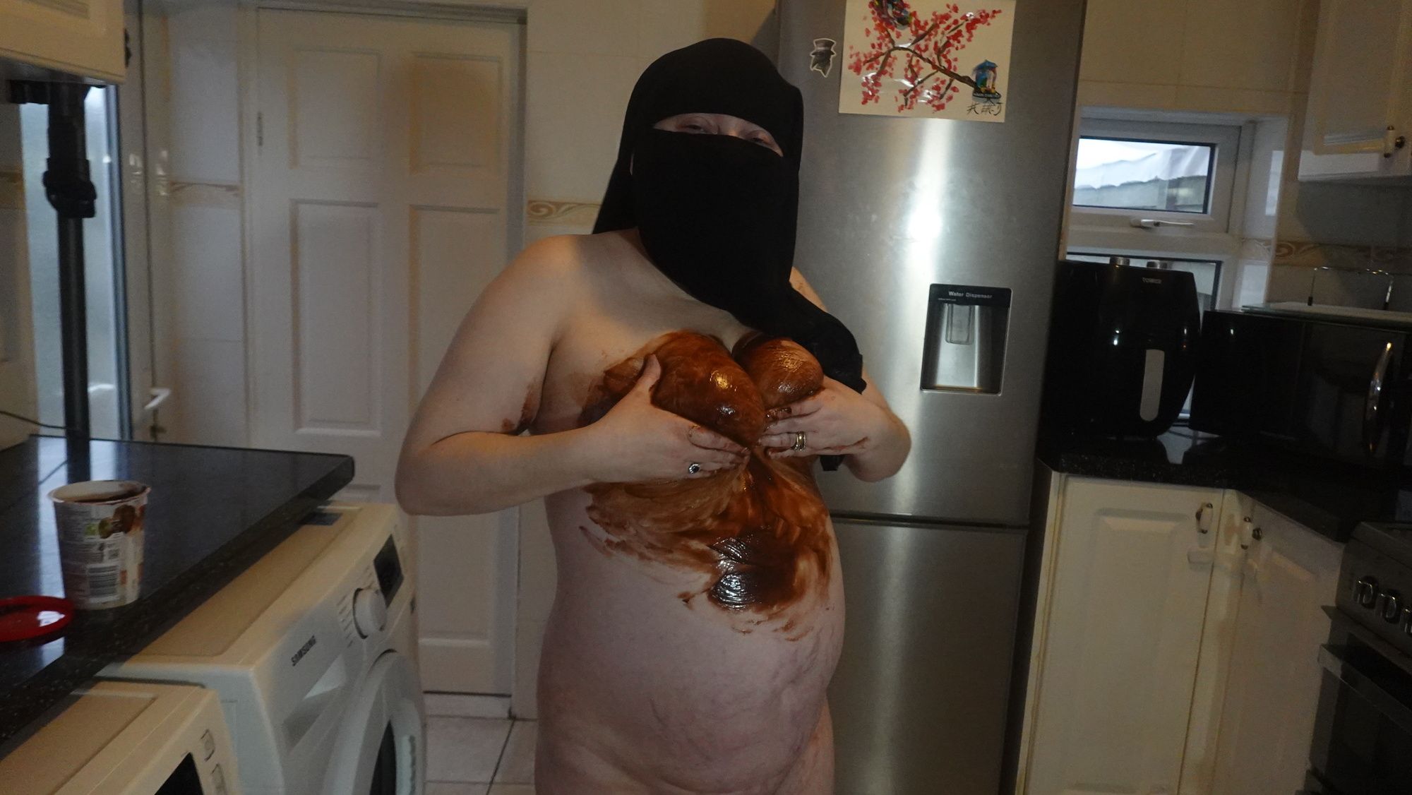 Niqab Naked chocolate sauce #17