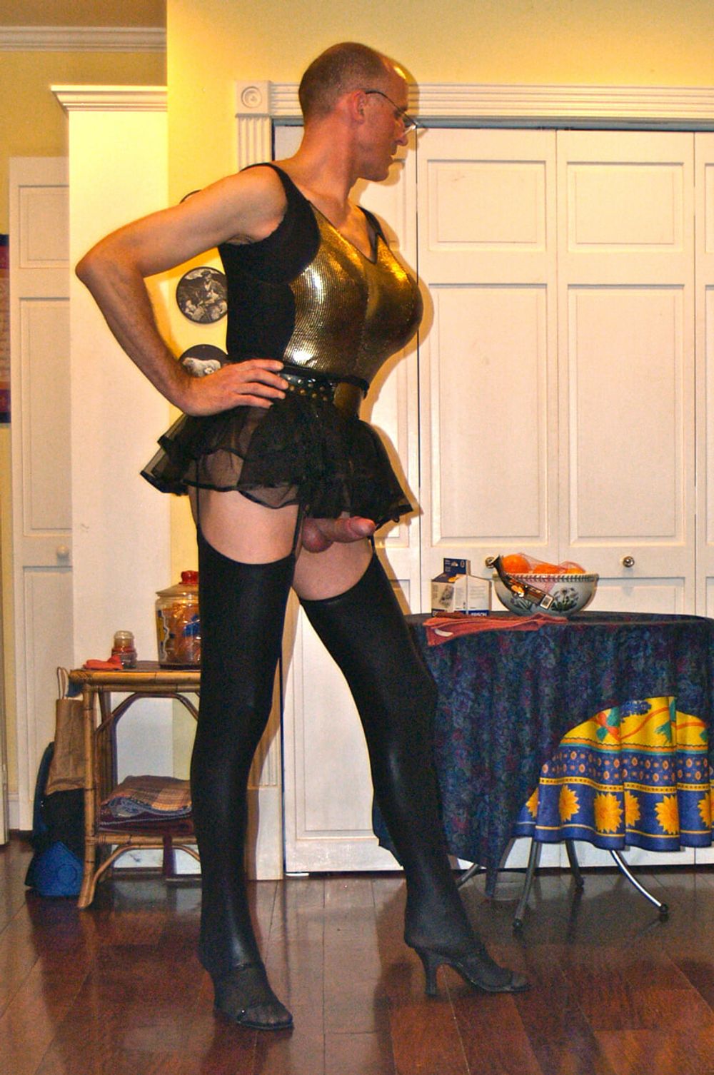 20111109 gold and black #16