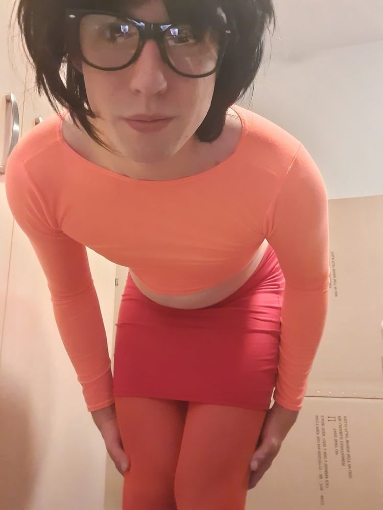 sissy Velma #26
