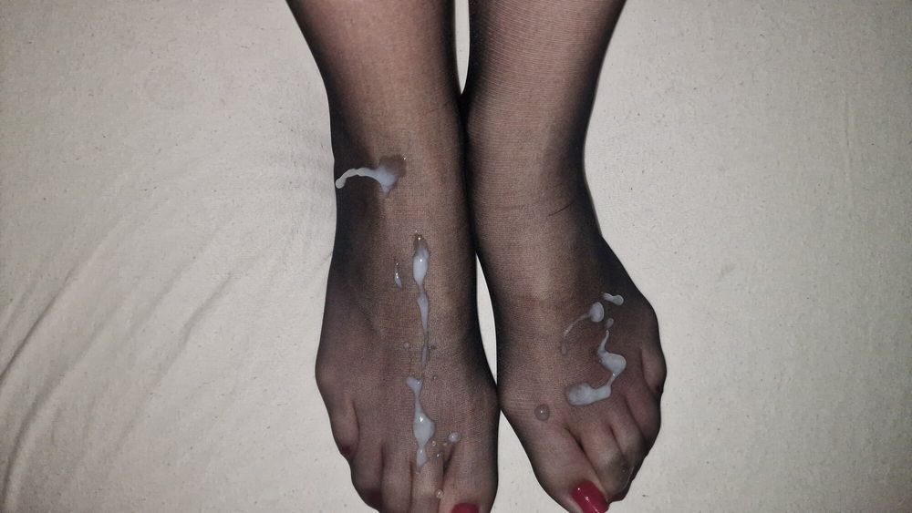 Semen on wife&#039;s feet all the time #15