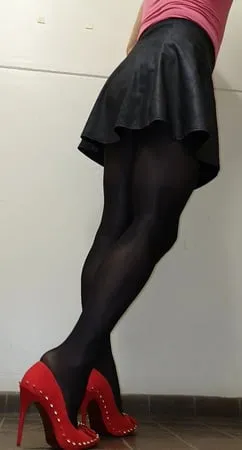 me in pantyhose         