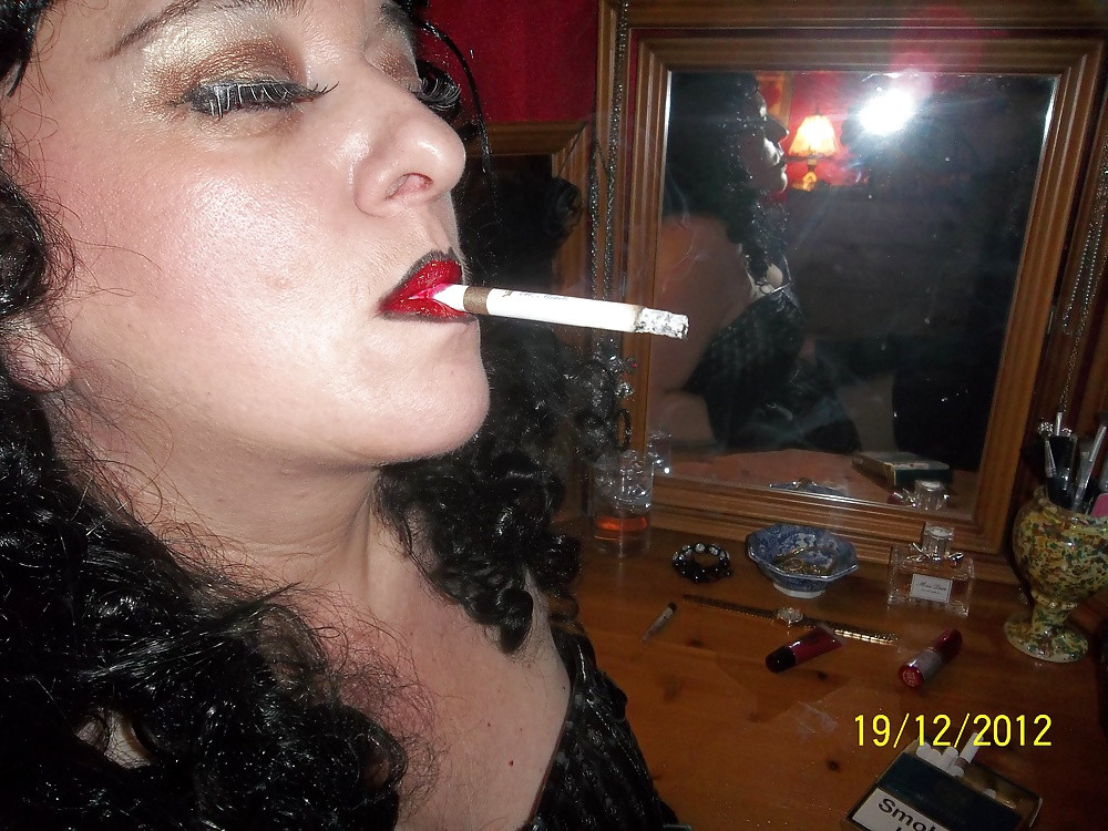 SHIRLEY SMOKING,SPUNK,SEX #32