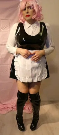 sissy maid jenna         