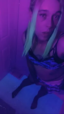 sexy rave school girl         