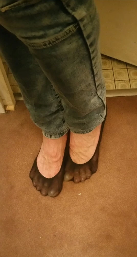 Asian ts low sticky sock feet