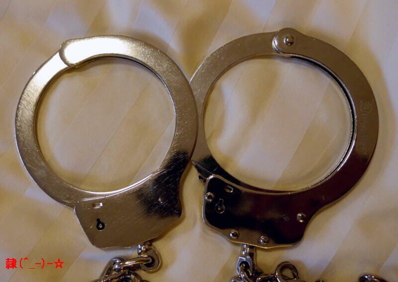 japanese crossdresser shemale handcuff metal device BDSM #15