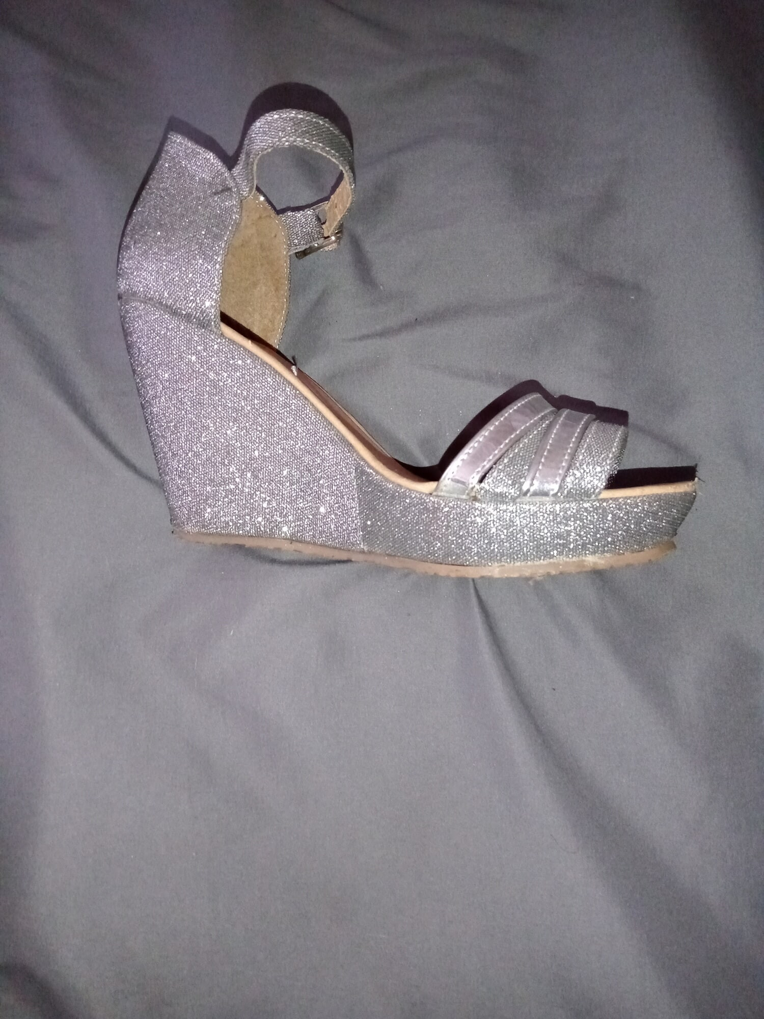 HERMOSAS PLATAFORMAS DE LA LIC BETTINA