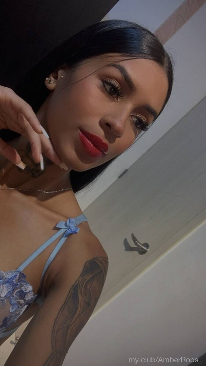 Amber Roos Free Photos