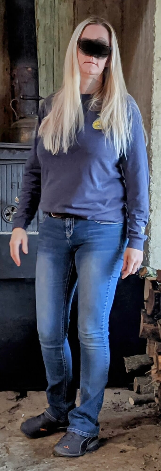 Clothed Mudcricket #40