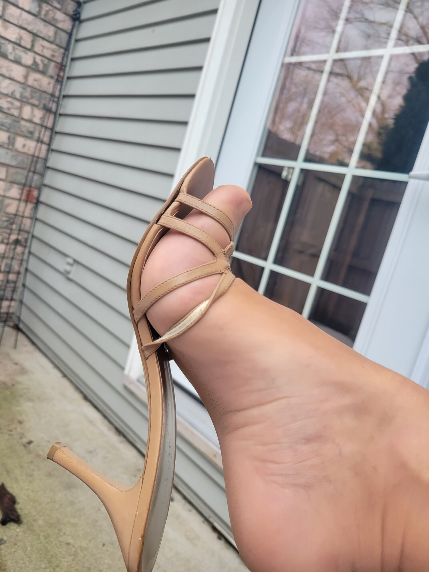 My Pretty Feet in Nylons and Heels