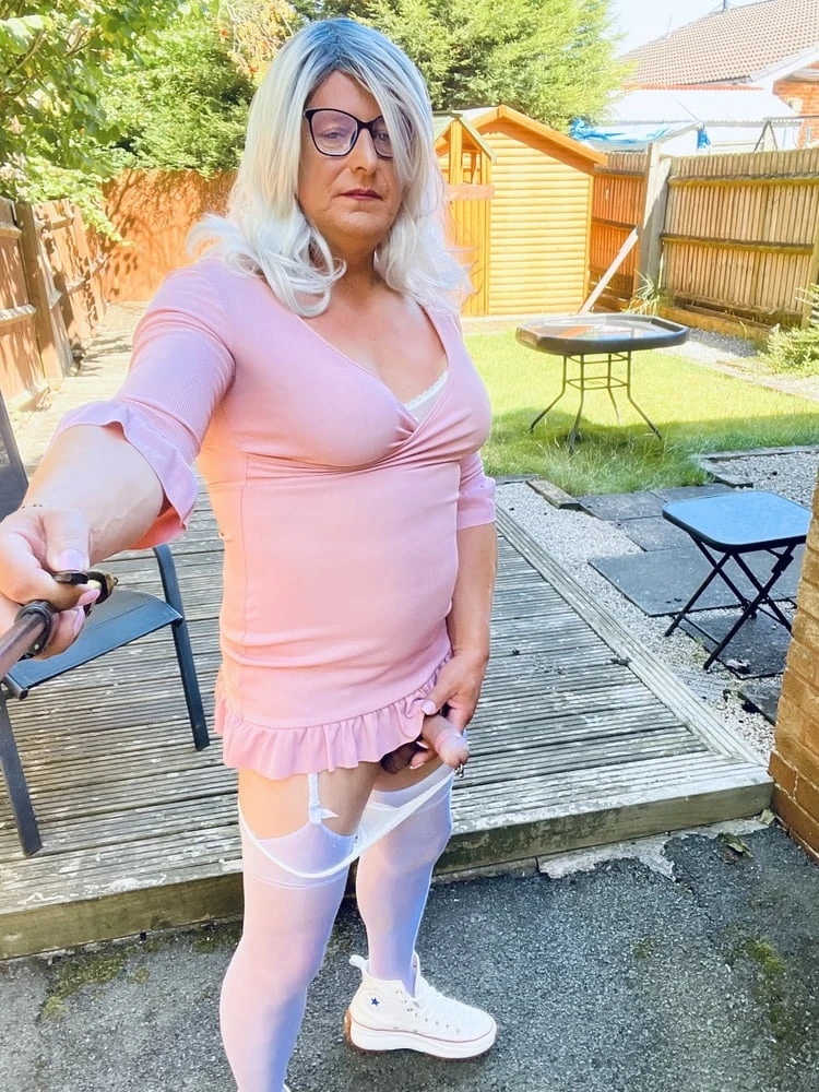 Crossdresser Kellycd outdoor masturbating in stockings  #18