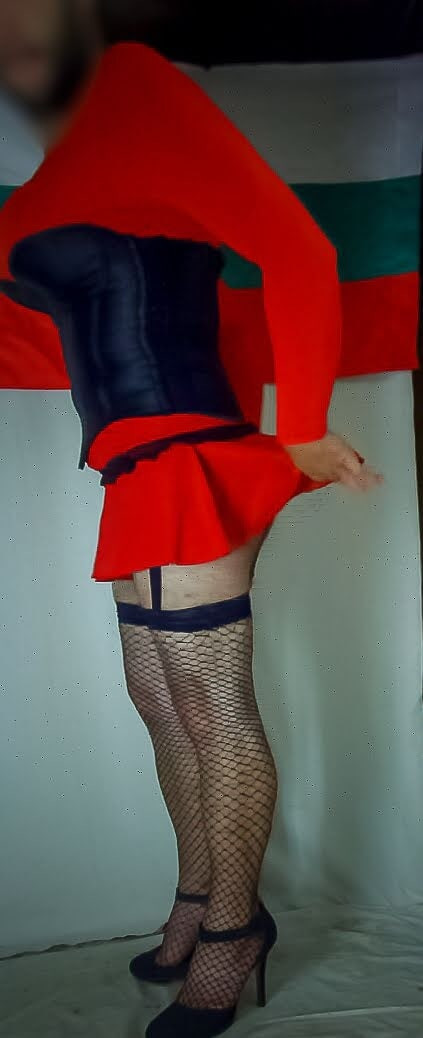 Red skirt. No limits. Just dirty thoughts. 😈 #30