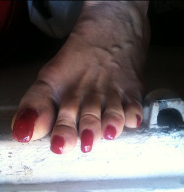 red toenails mix (older, dirty, toe ring, sandals mixed). #7