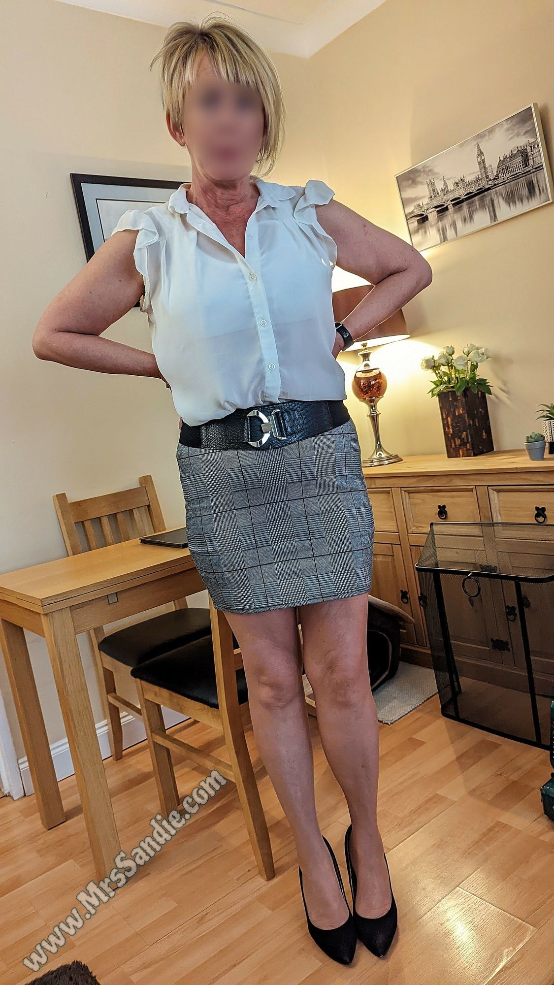 Short skirt and pantyhose for work. #5