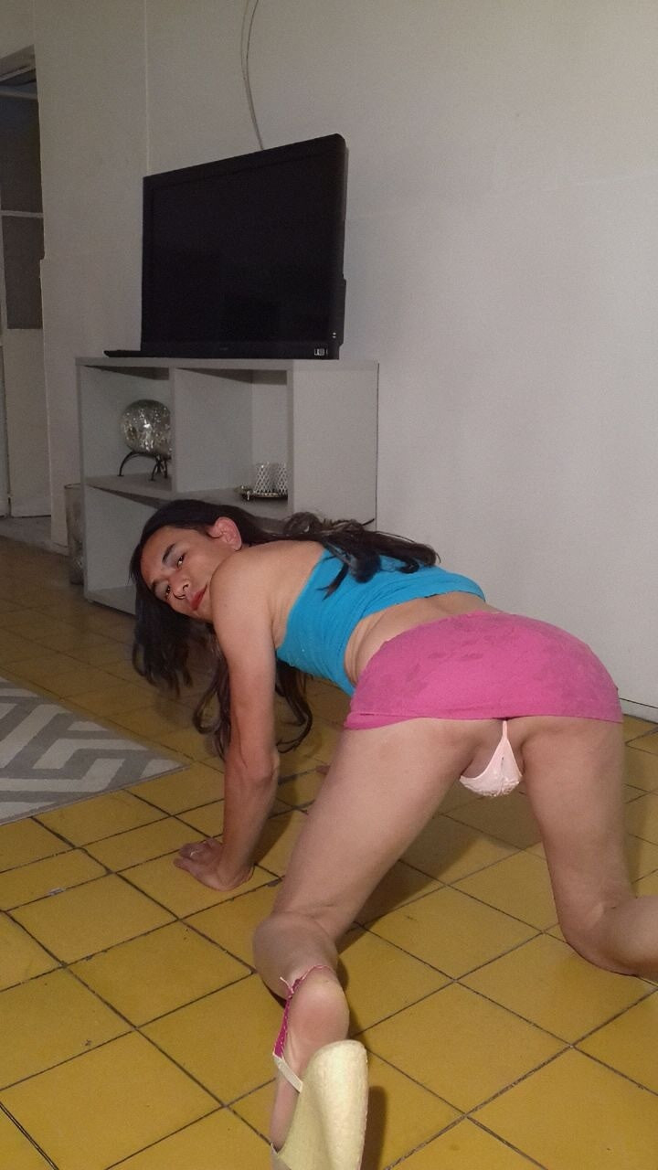 skinny and sexy latin amateur transvestite #25