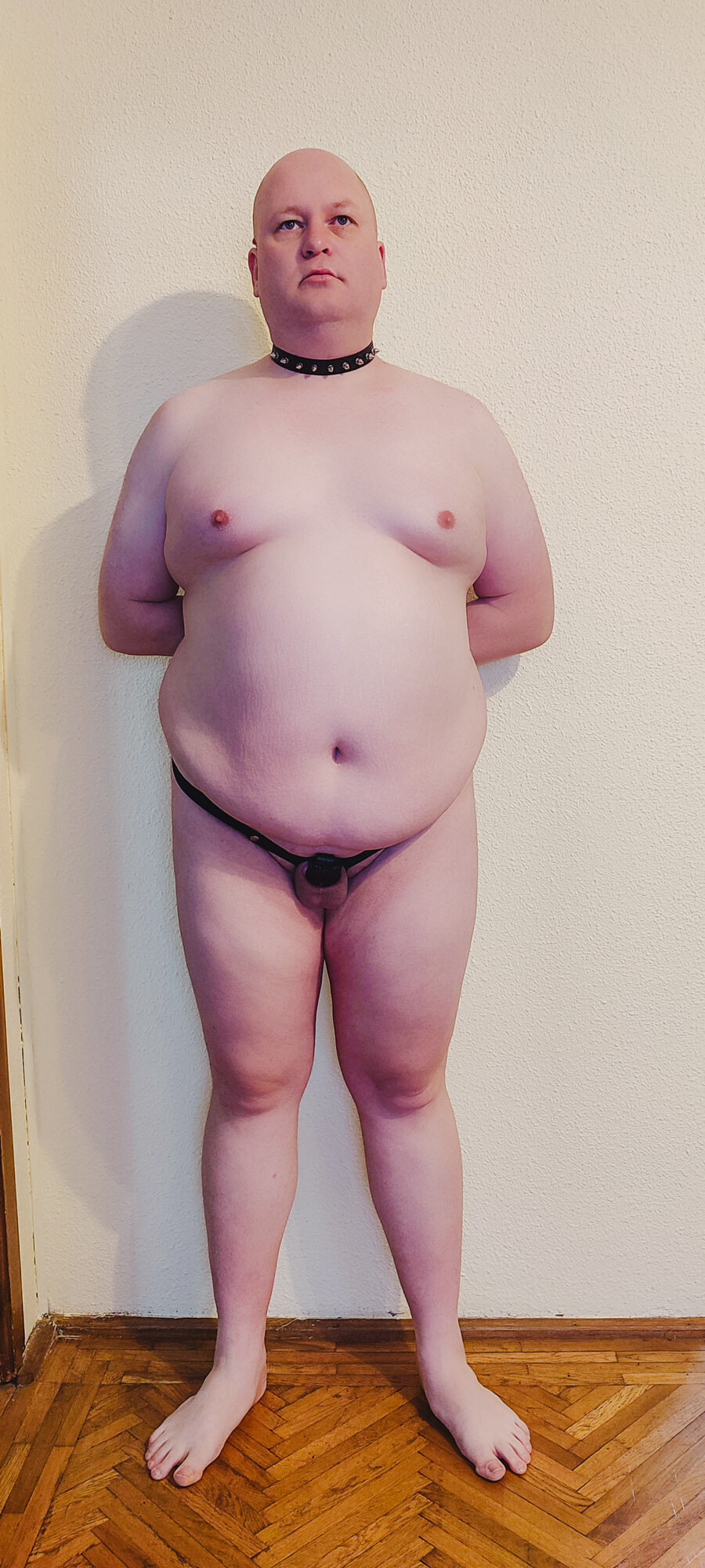 Sissy Dani - head shaved and locked #29