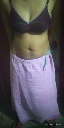 Kakak ipar india yang seksi