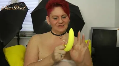 the banana dildo         