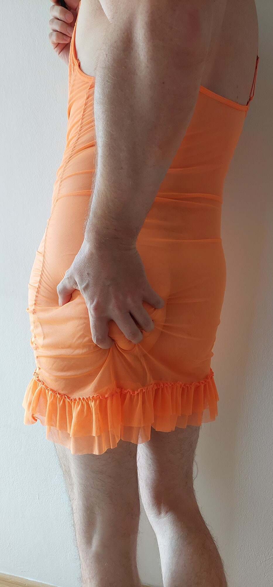 I'm sexy in orange. #3