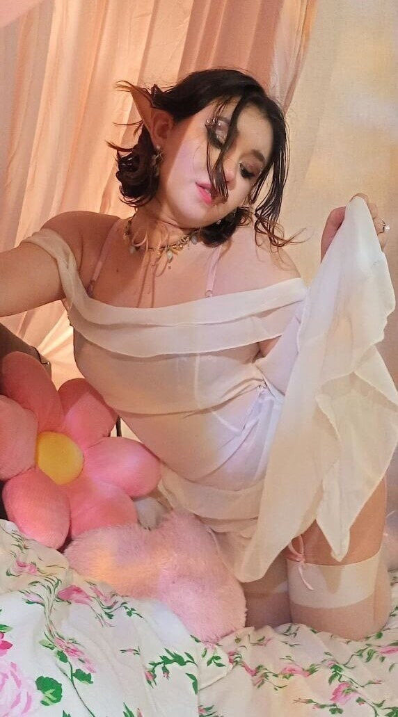 Lilly Free Photos #32