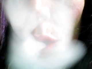 Miss Wagon - SMOKING FETISH #15