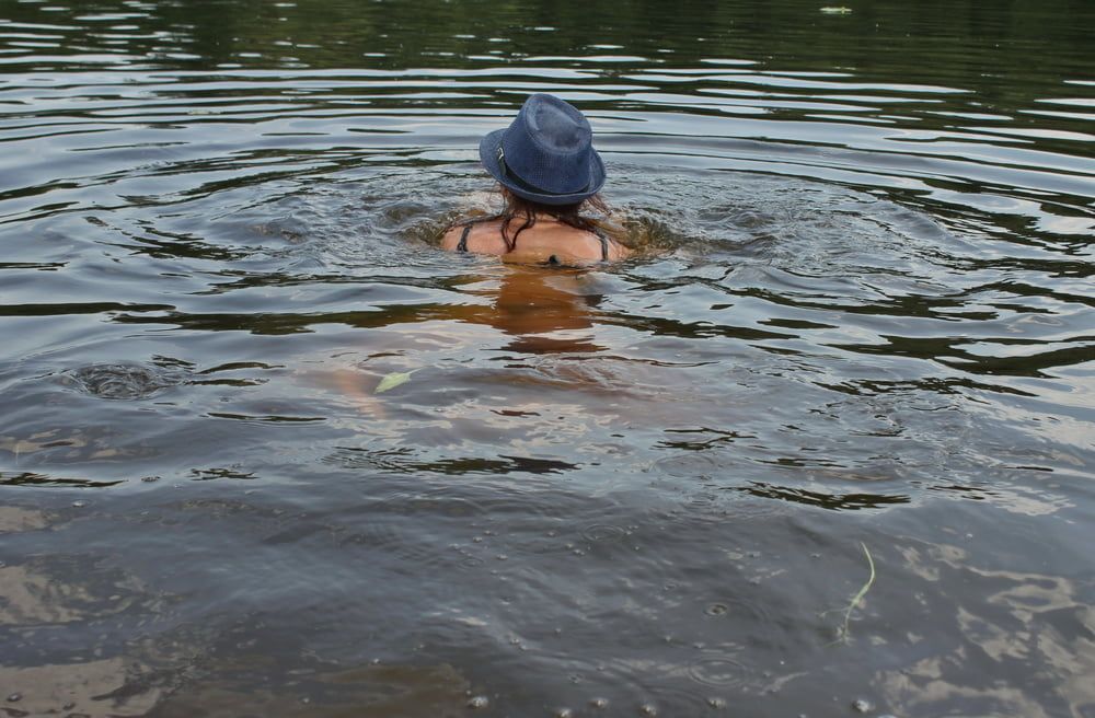 Bathing in Timiryazev-pond #8