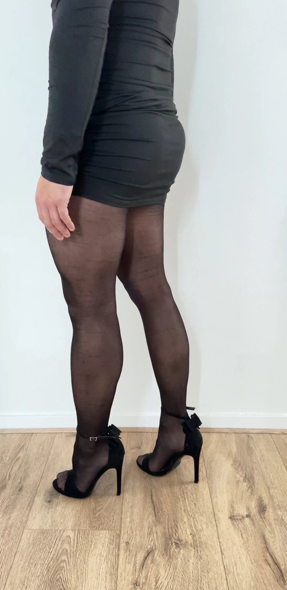 Short dress and heels #30