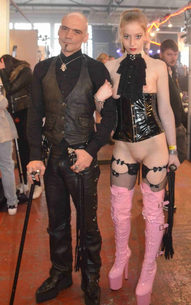 Maester Christ-OFF &amp; MademoisellHell Erotica Beurs Brussels  #3