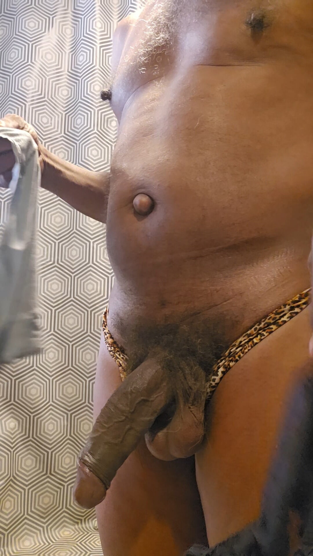 Igranje s ženom Gaćice u kupaonici