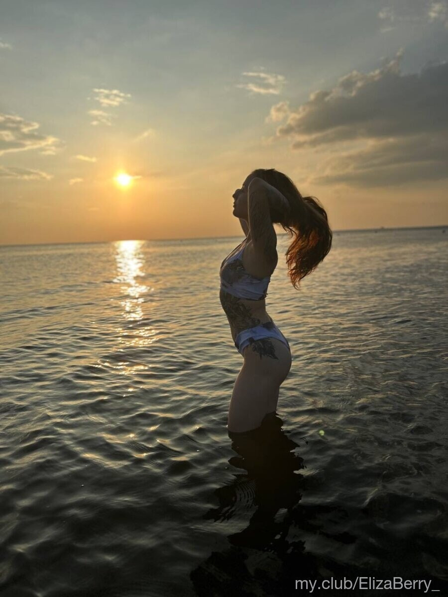 Eliza🍑 Free Photos #5