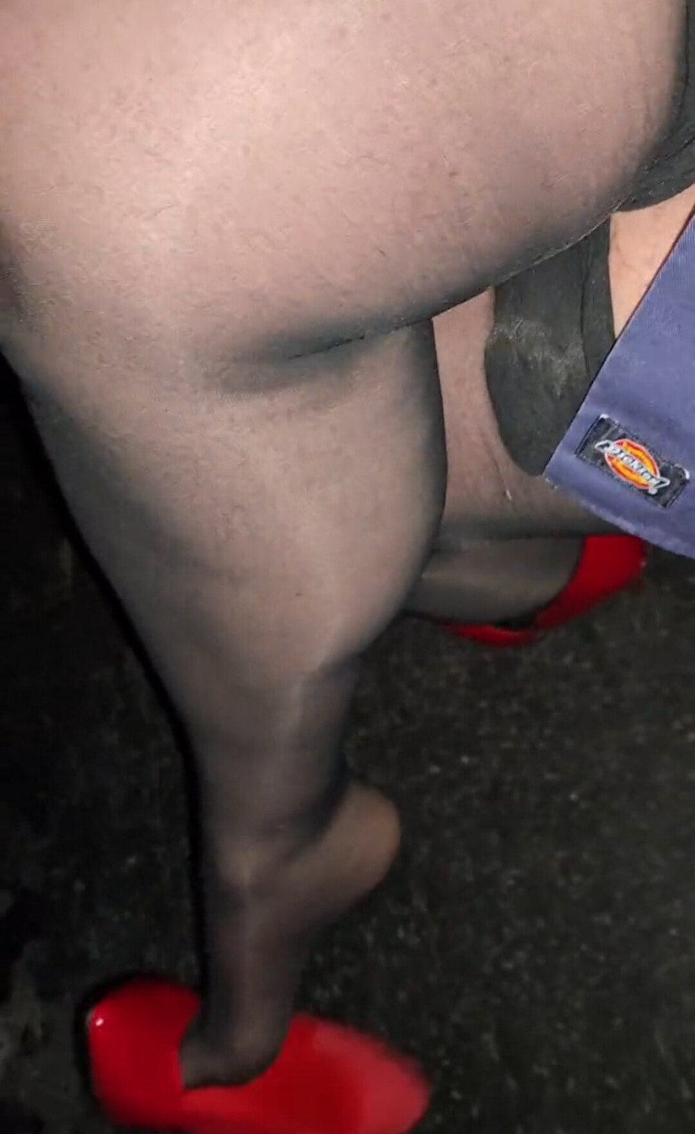 Louise Nylontease 