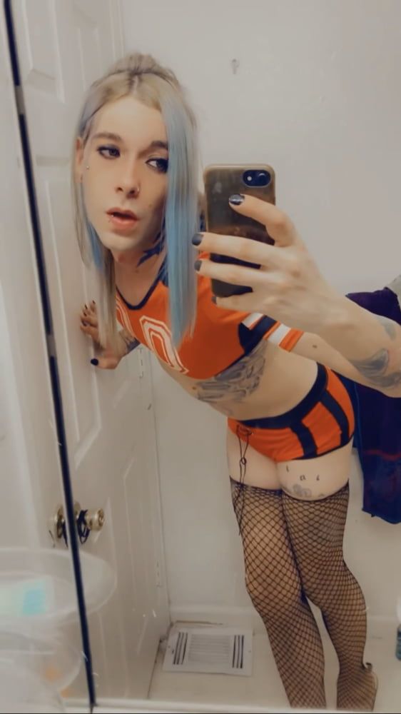 Sexy Sports Babe #23