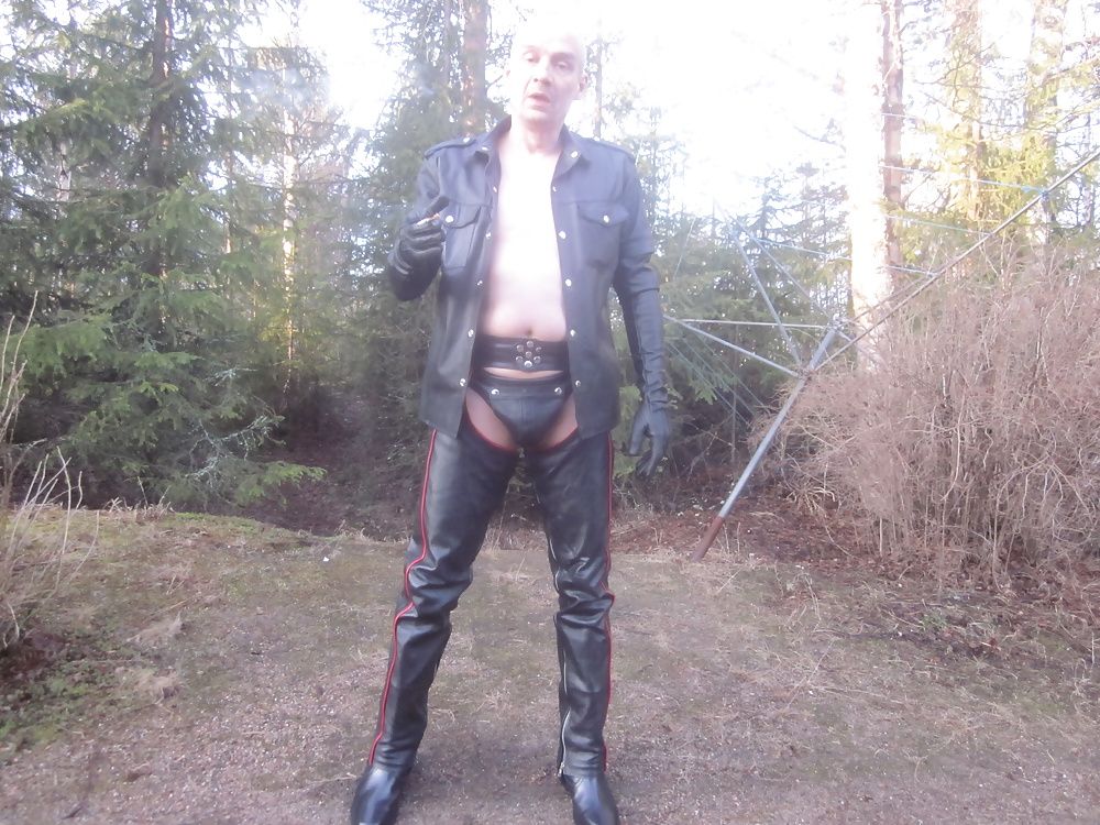 finnish amateur gay in leather #11